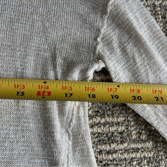 Free People We the Free light sweater - Size M - Picture 8 of 9